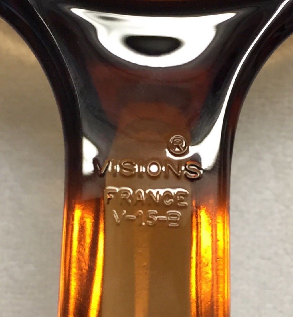  V-1.5  (Photo courtesy of Linda C. Wordsworth) 